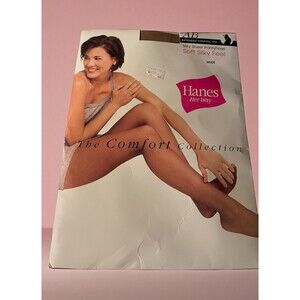 Hanes Her Way Pantyhose Control Top Silky Sheer Nude Size AB VTG 2000
